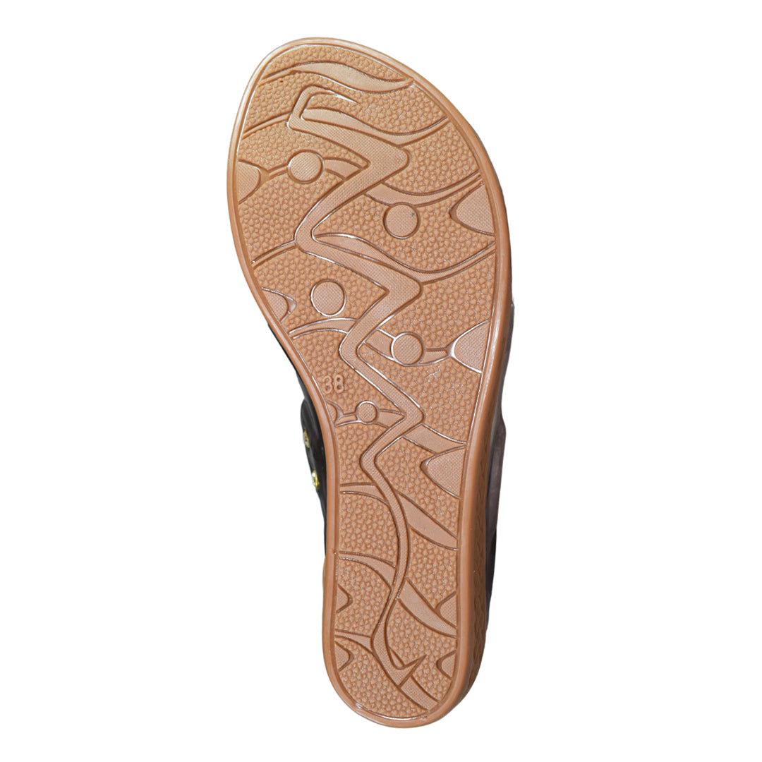 Pearl Embellished Ethnic Sandals