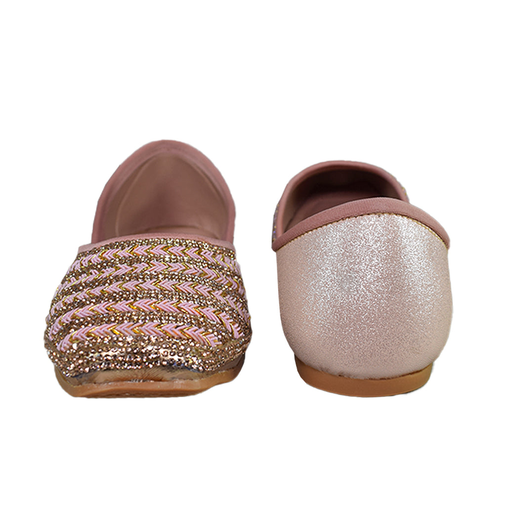Ethnic Embroidered Juttis For Women